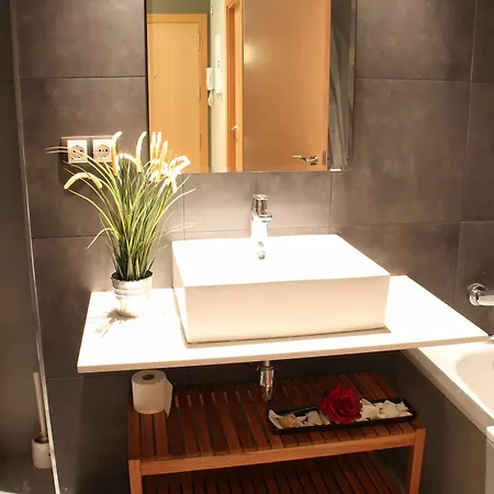 Plaza Espana Apartment *